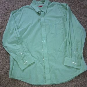 Izod button up dress shirt